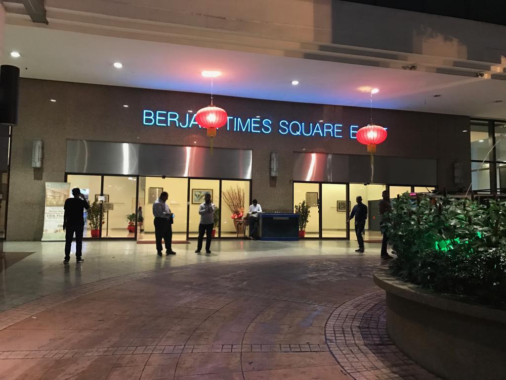 Queens Service Suites At Times Square Kl Κουάλα Λουμπούρ Εξωτερικό φωτογραφία